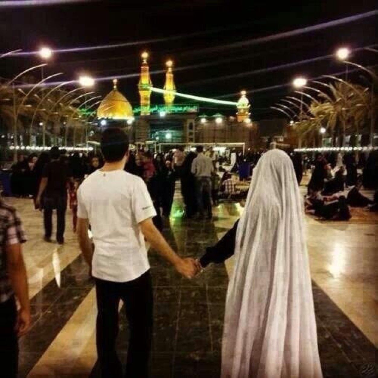 ZAHRA3020's profile picture. 