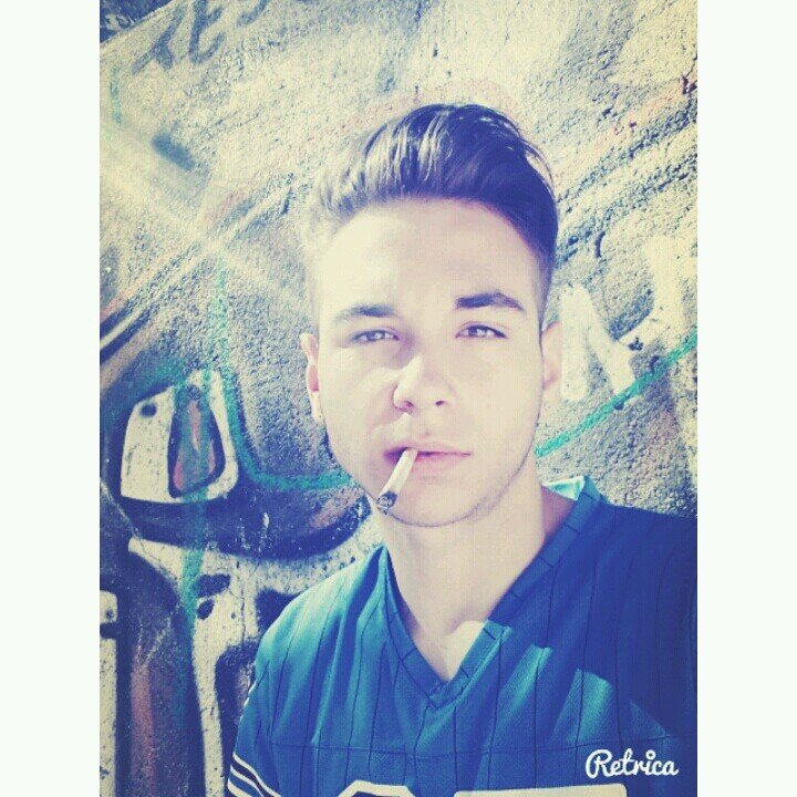 He visto a los mas pequeños levantarse y pegar a los mas grandes. 💎👑
Instagram -  danimadriiz.