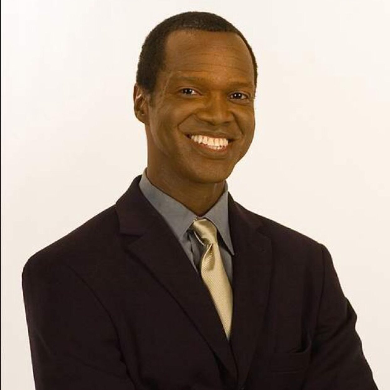 Providin all things newsworthy to my fellow brothas out there. The white man too biased.