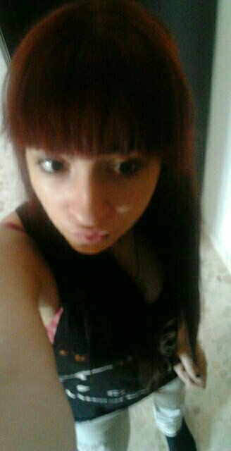 peke_roja's profile picture. soy cantante de un grupo y compositora y RRECALCO no soy rrara solo un poko excentrica