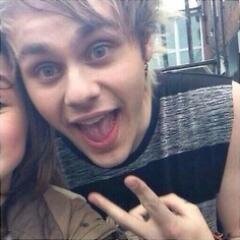 ainda quero saber o que fiz de errado pra ter essa vida de muke girl