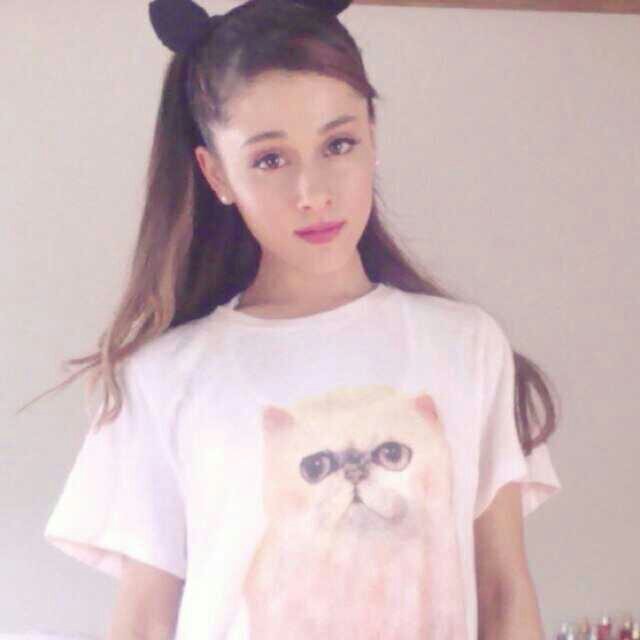 I saw Ariana wearing army pants and flip flops so I got army pants and flip flops.