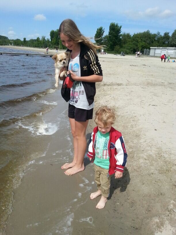 larissaaloveyou's profile picture. 