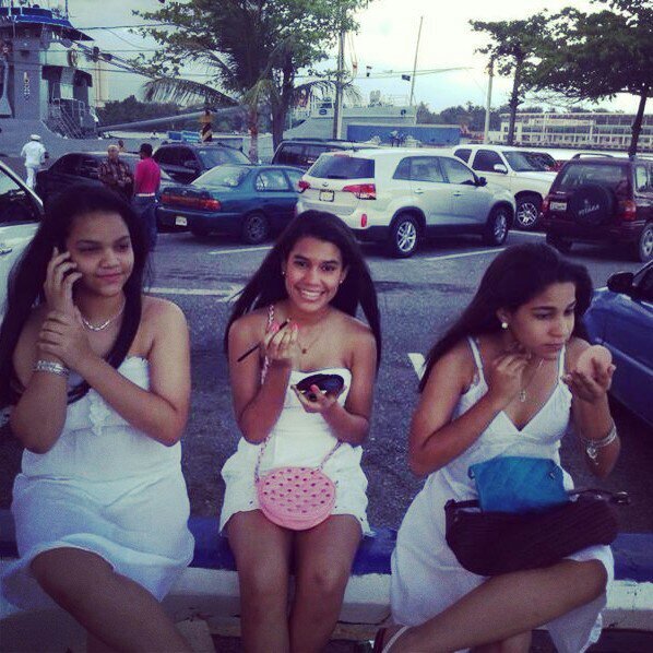 Dios sobre todo♥#yanjelysForeverHere ♥ Lia,Betsy,Joily,Amaya3 #amayaHERE♥ Lia te adora:*