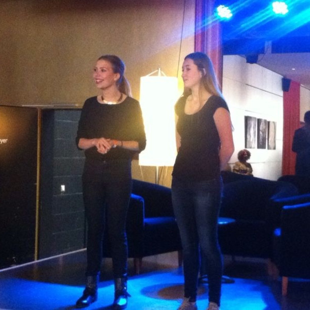 MusicalEnjoy's profile picture. * Professionele theaterworkshops * 1 juni 2014 in Theater Odeon Zwolle * voor kids van 12 t/m 18 jaar * @elkesimone @murronbowie