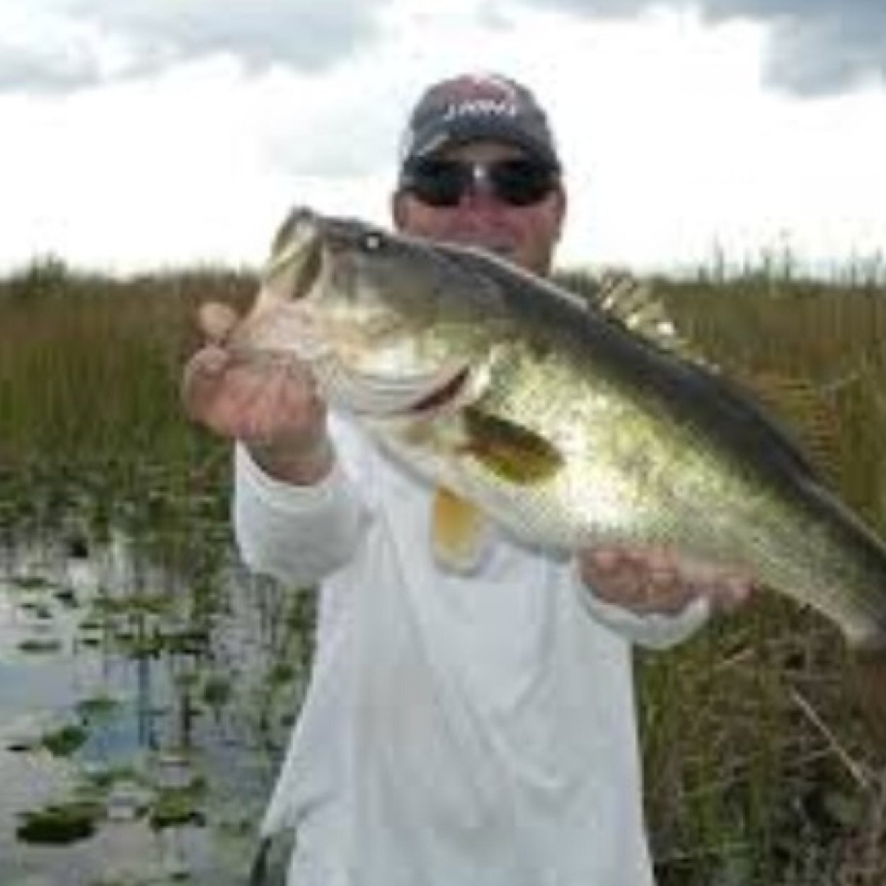 bassmaster_bass's profile picture. Packing lips and crackin whips