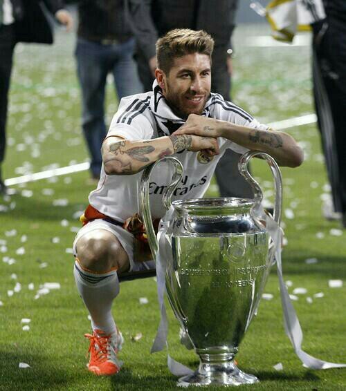 Sergio ramos Garcia♥ Sevillano. 'Las criticas no me afectan y los halagos no me hacen sacar pecho' Mas que un idolo //Madridista// 92:48 capitan 4♥