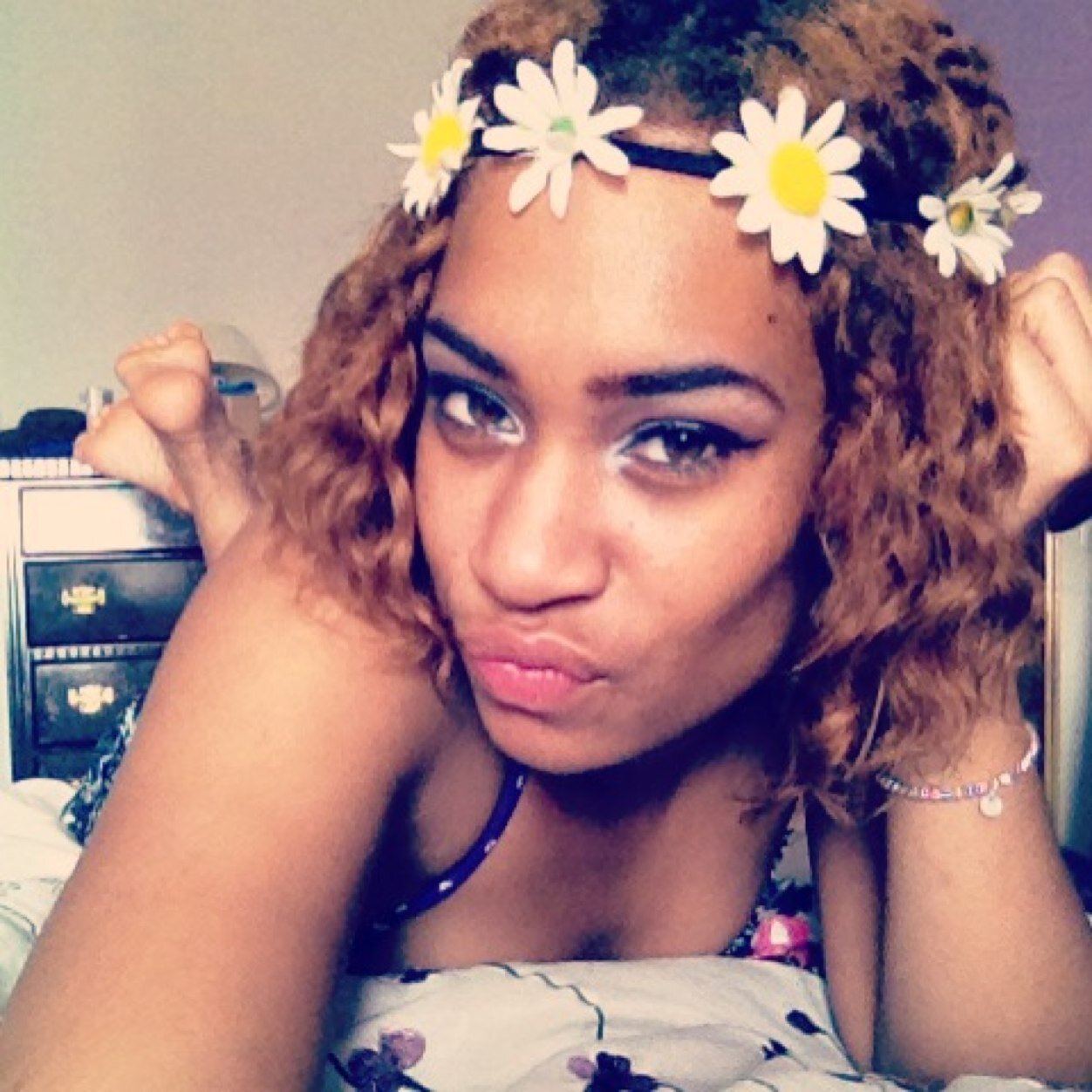NOT YOUR AVERAGE GIRL!!! Pretty girl with brains.. Sweetest girl you will ever meet but DONT take it as a weaknes.. #teamKSU #prettyeyes