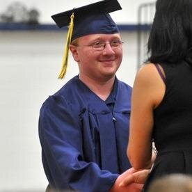 #classof2014 who likes sports and country music. Goes to the UW Stevens Point for Web Design @godismysavior38