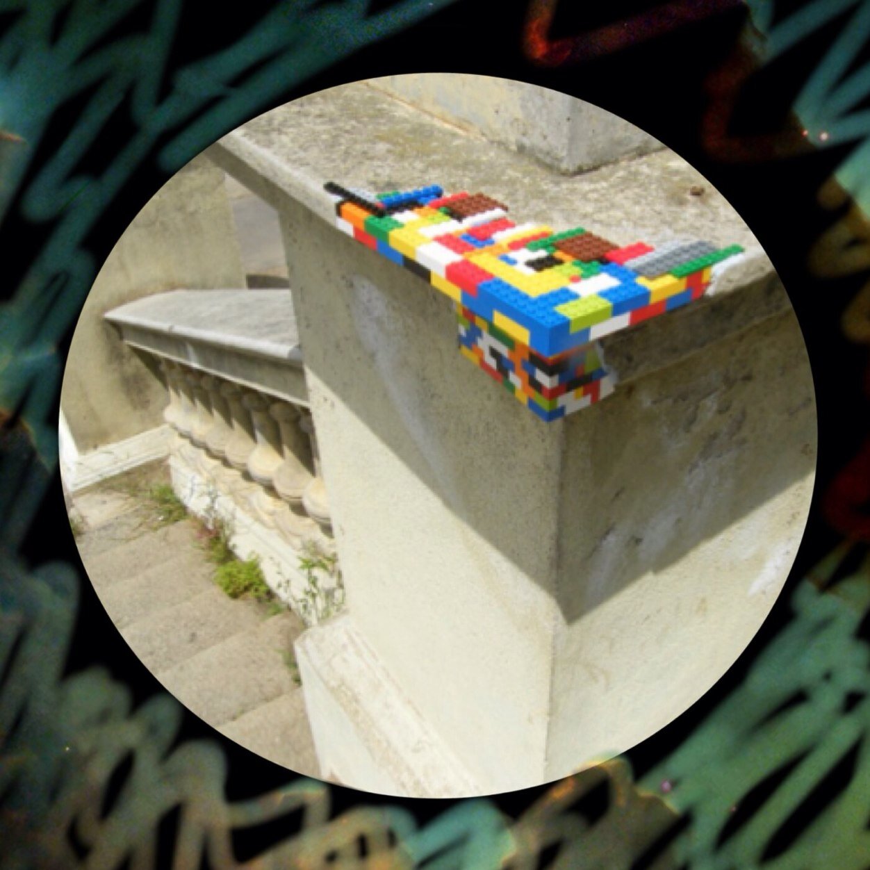 aparejastronaut's profile picture. he/him (él)

🎶Come along with me;
And the butterflies and bees;
We can wander through the forest;
And do so as we please🎶