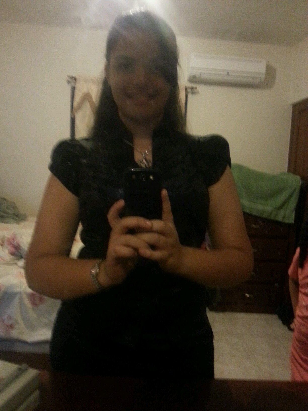 larosarias98's profile picture. 