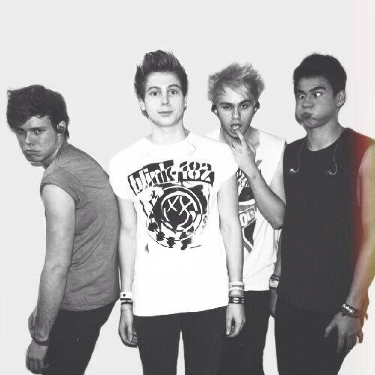 dont give up on your follow or it will never happen (: @whimsicalash