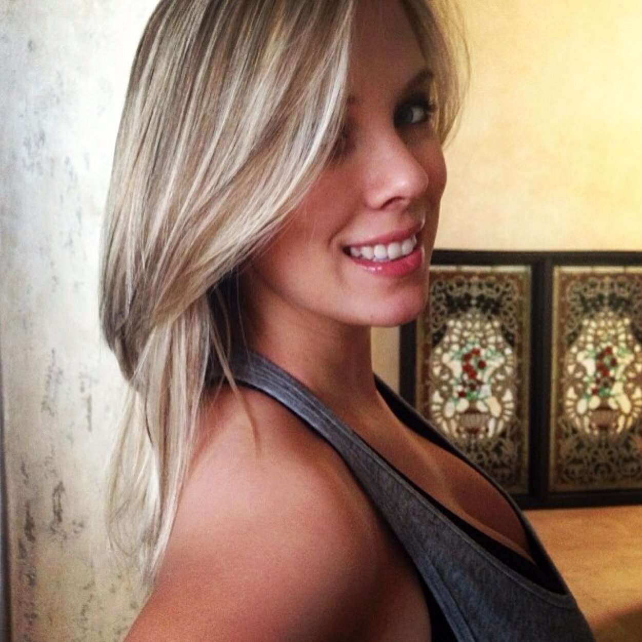 laurita sanchez 