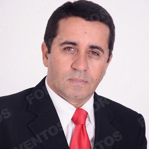 ADVOGADO. Pós-Graduando em Direito Imobiliário.