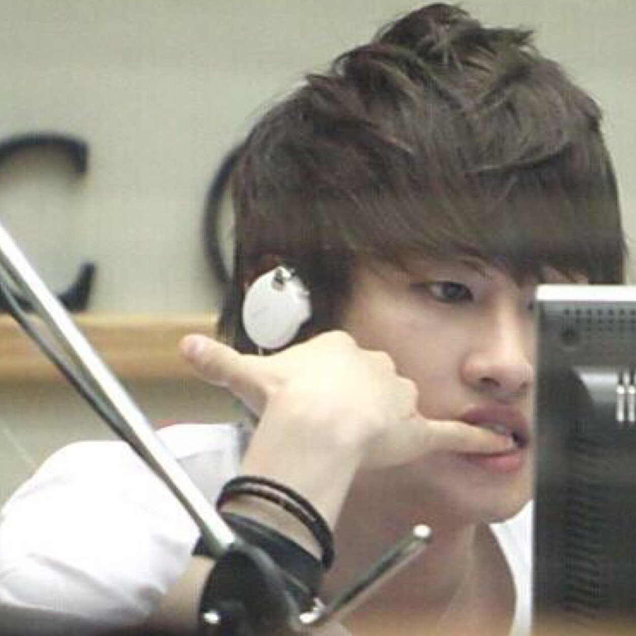 @eroHyuk_bot @eroHyuk_bot2
