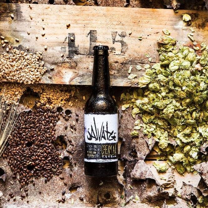Salvatge té 3 tipus d'estils: Cream Ale,Indian Pale Ale i Edició Boscana la primera cervesa del món elaborada amb figues fresques mallorquines.