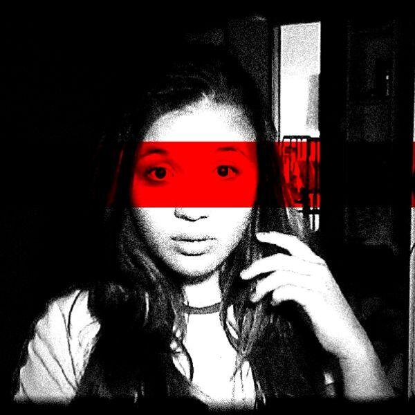 Ser feliz não é ter uma vida perfeita.
Mas usar as lágrimas para irrigar a tolerância.
Usar as perdas para refinar a paciência...
By: Luhh