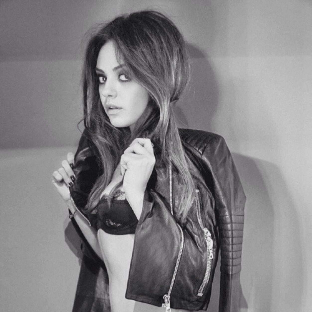 DaddySexyHolly's profile picture. Born # Submissive in training . Owned by my msster @mastergreg0   {||RP Account 21 + ||}