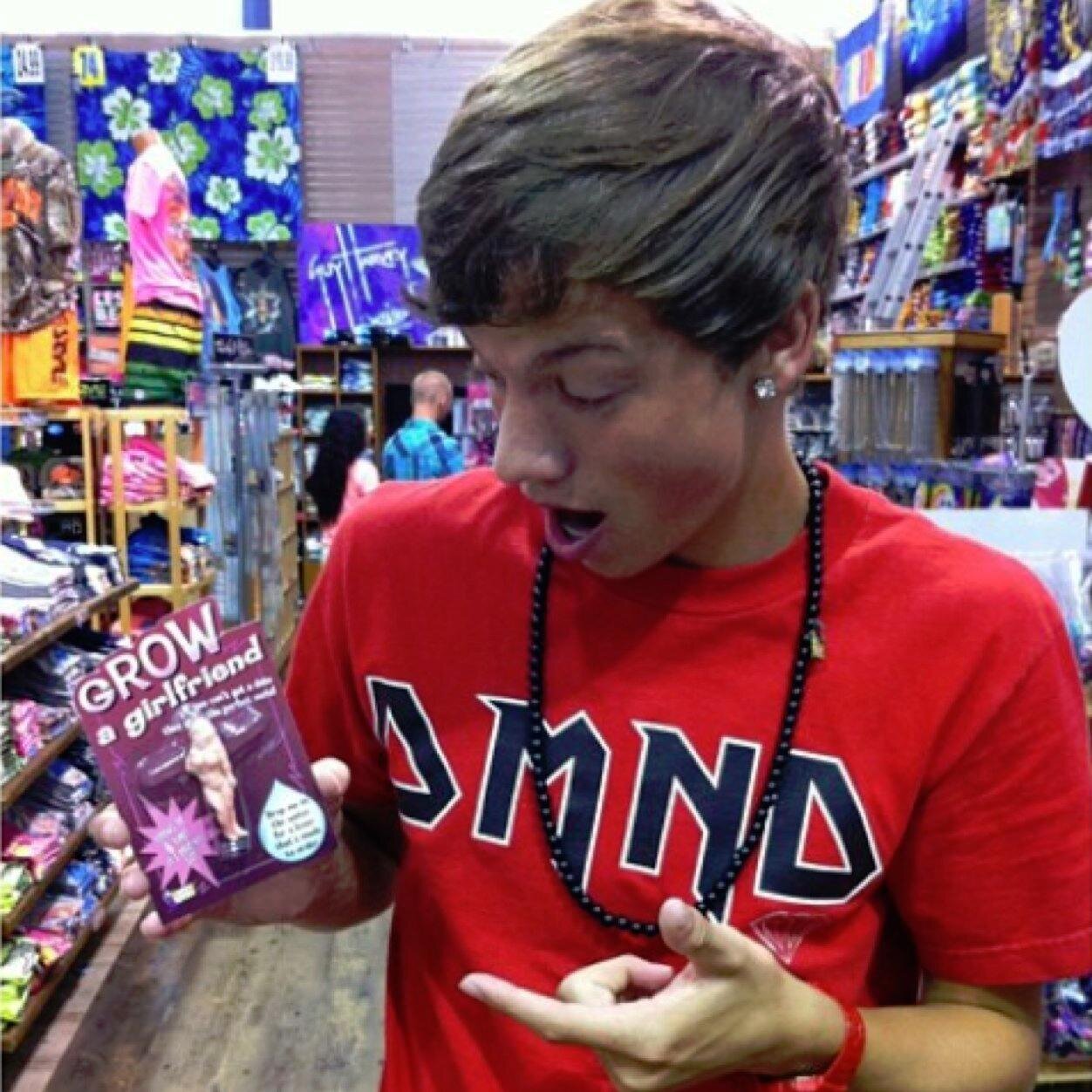 Caniffuckyea's profile picture. 0/12 :(