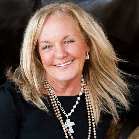 Publisher of Heartland LIVING.  Your Regional Lifestyle Community Magazine.