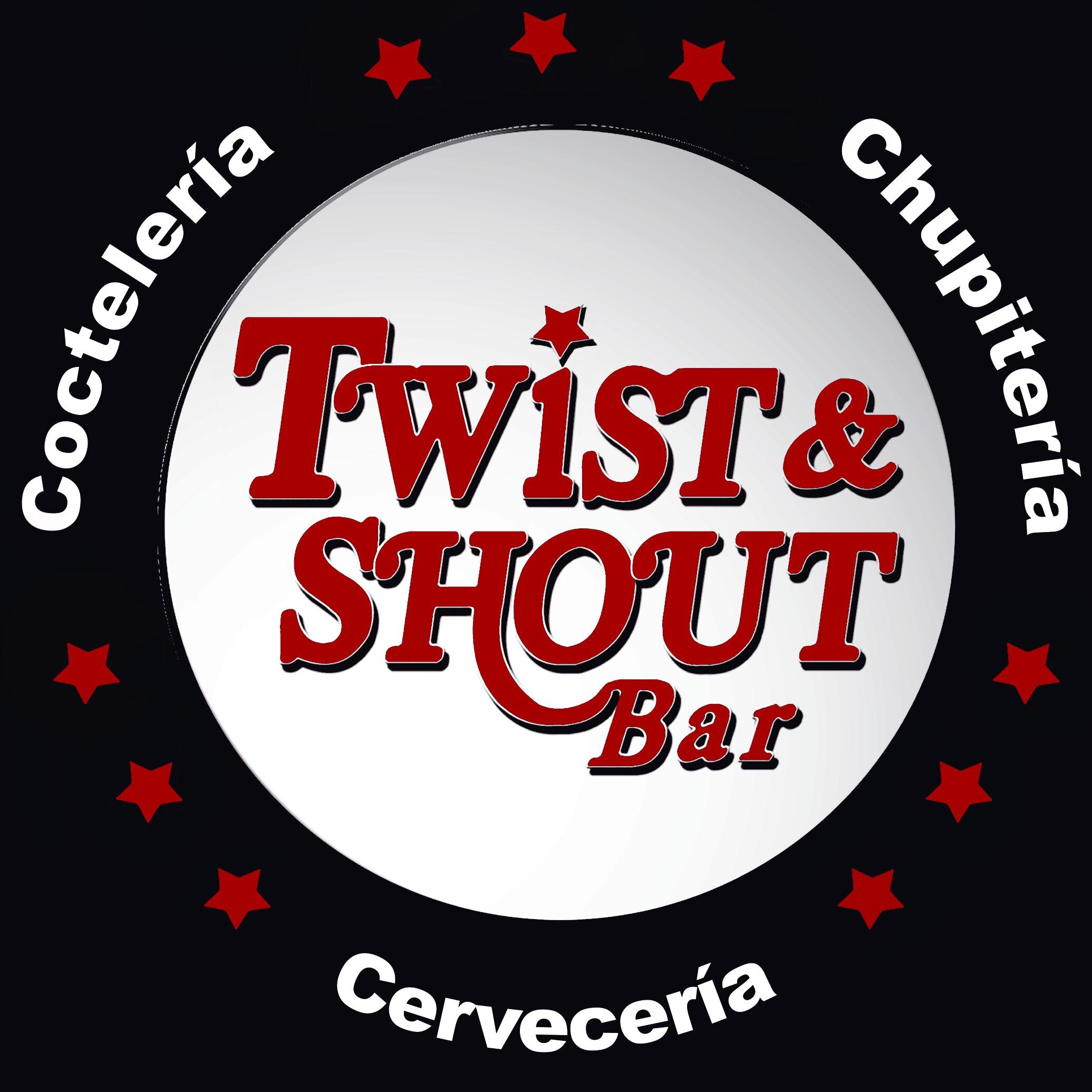 Tu friki bar ochentero en Chueca, te recibimos con espadas, varitas y brazos en alto. ET vive aquí. 
¡Marchando una tabla de chupitos!
