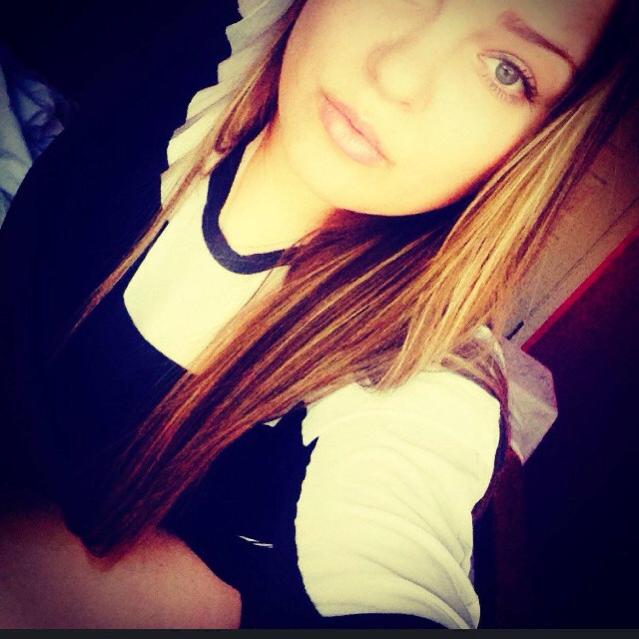 21•scorpio♏️•serbian•arizona living

instagram: suza44