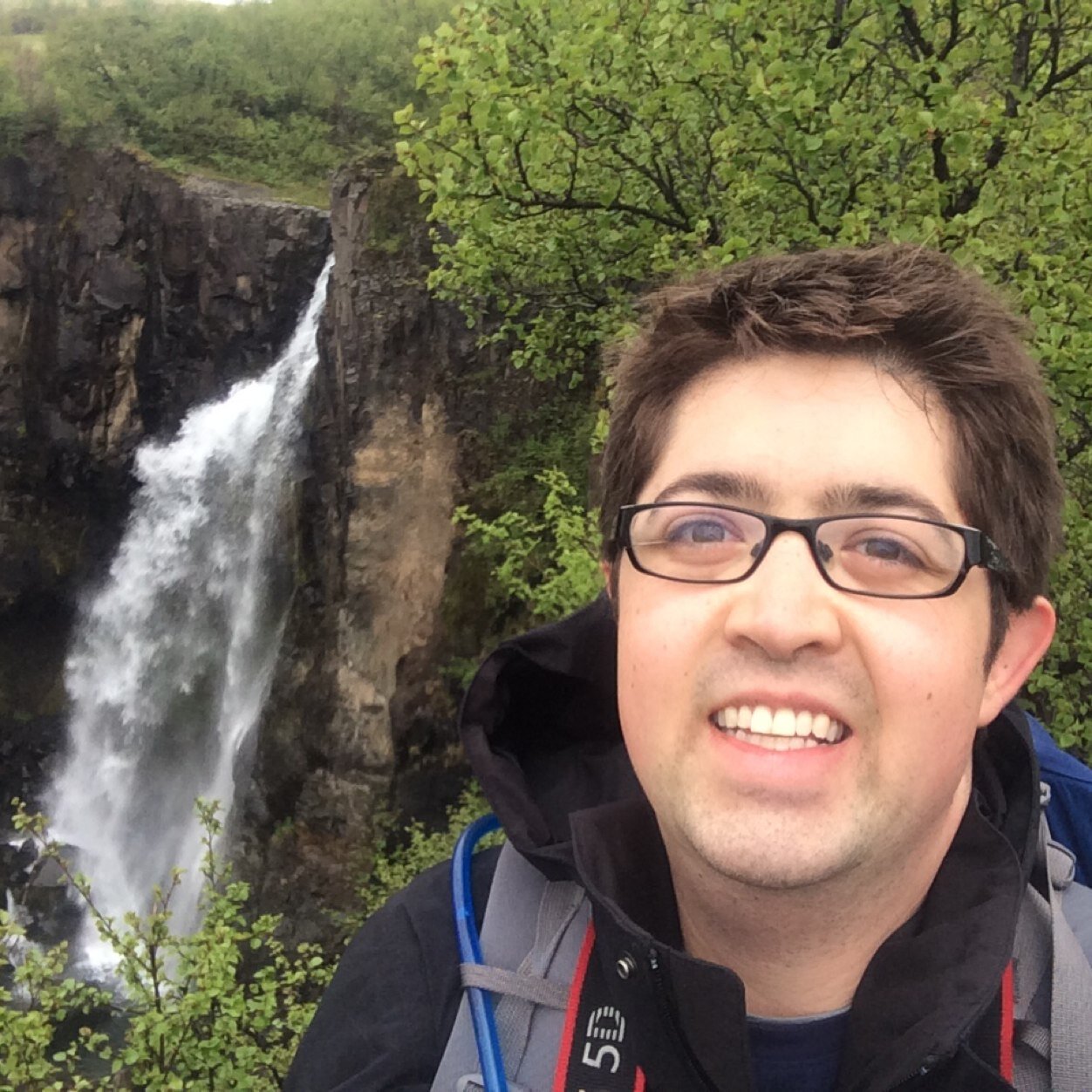 r_mcnamee's profile picture. Strategy |  Storytelling | Videography