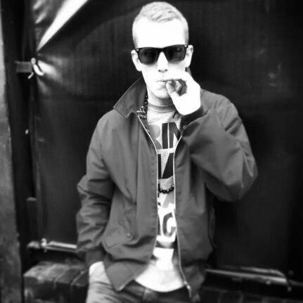 Your favourite rappers new favourite rapper. Owner of Bad Habit Recordings. Hold tight my DopeThirteen,HEA Records and EST family #StayLaced