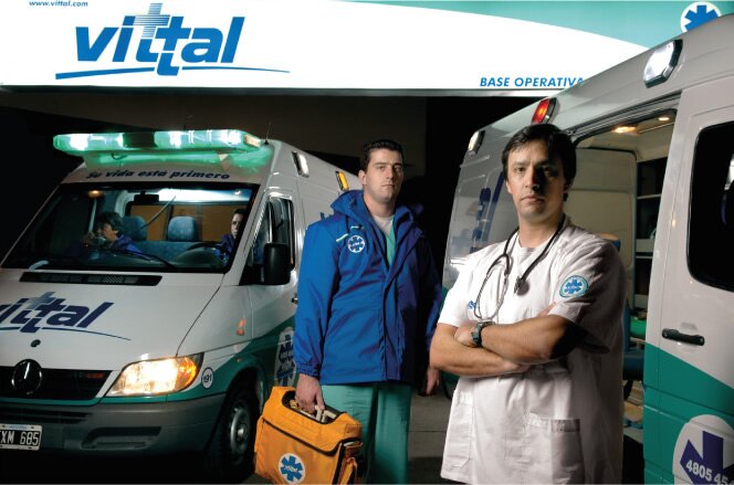 Nuestra Misión: SALVAR VIDAS mediante una asistencia médica tecnológicamente avanzada. EMERGENCIAS 4805-4545. Un numero facil, para situaciones dificiles.