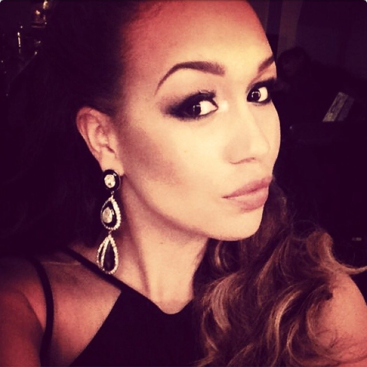 Supporting beautiful Rebecca since 2010. Followed, tweeted, and DM'ed by @RebeccaFmusic. Love you❤️
