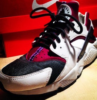 Custom footwear Artsolecustom@gmail.com Give us any shoe and we will customise it in any colour and style you wish
Dm us for any questions