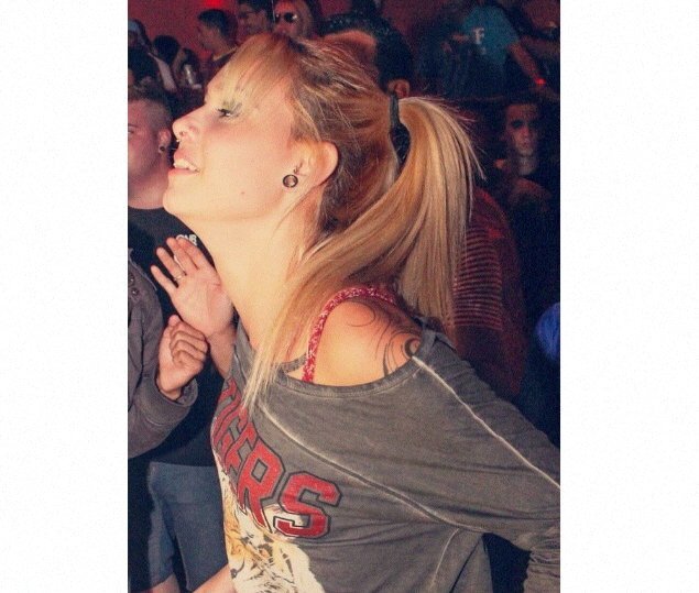 20 anos, capixaba, aquariana e Palmeirense. Piercings, tatuagens, trance e cerveja. http://t.co/gcyi2lqmRg