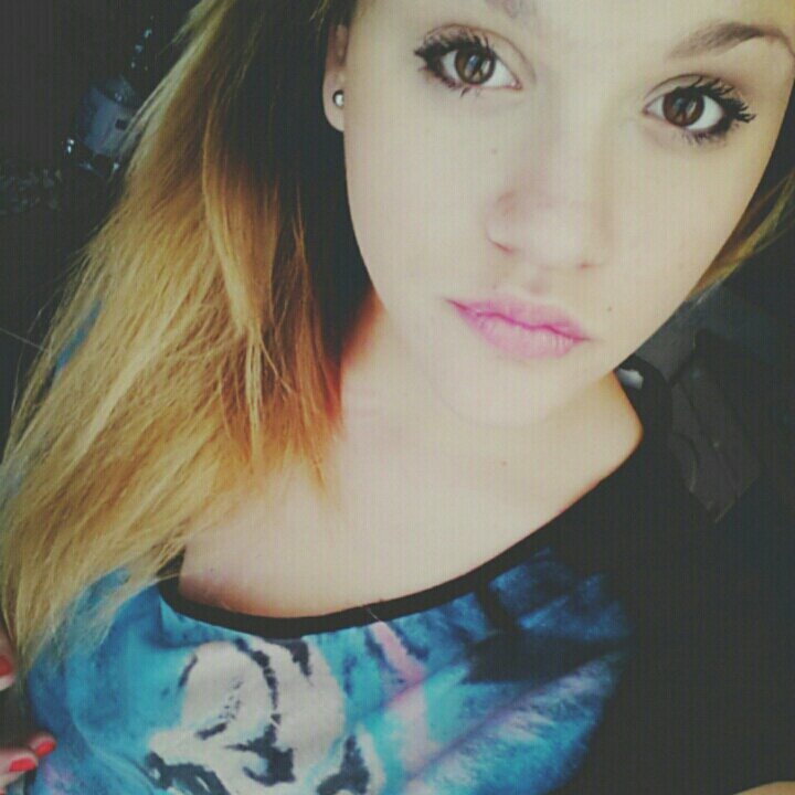 __vitty's profile picture. vi odio porcodio.