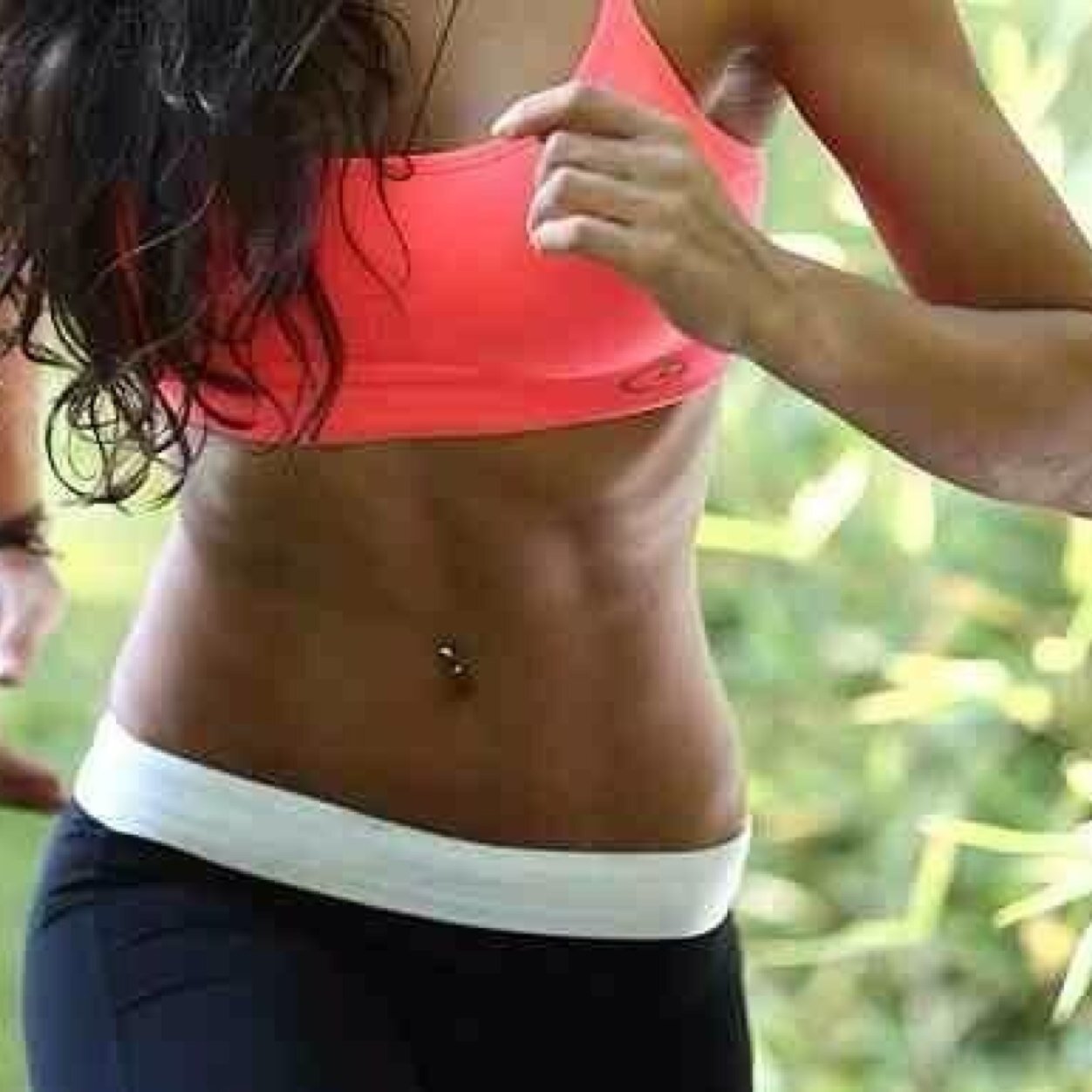 tanxbrunette's profile picture. I like summer, the sun, tan skin, and people.