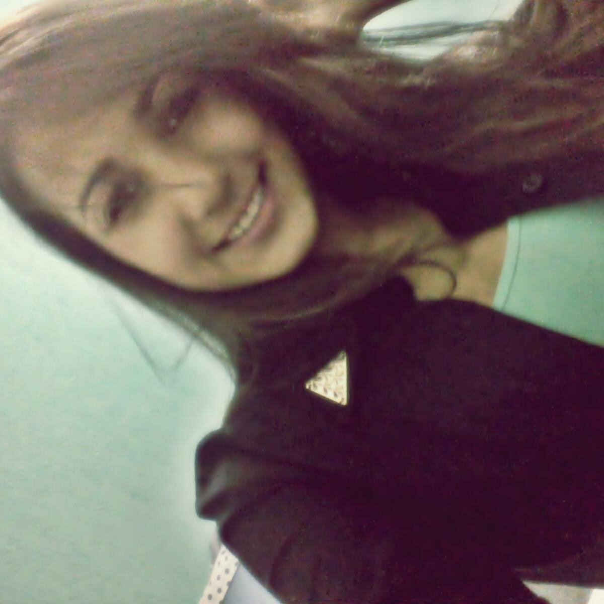 - Eu to de pé, eu to aqui, eu tenho fé, eu sei que o que é meu já ta escrito e ninguém pode apagar! ♫♪
