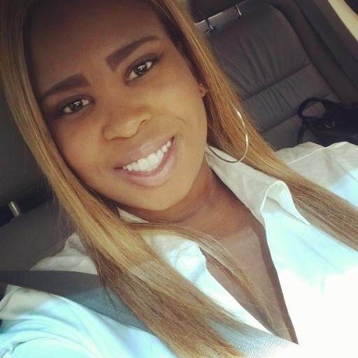 ^_^ Dental Assistant, Future dental hygienist. I'm a successful God fearing woman, who knows what she wants in life.. Money to be made people!!!!!
