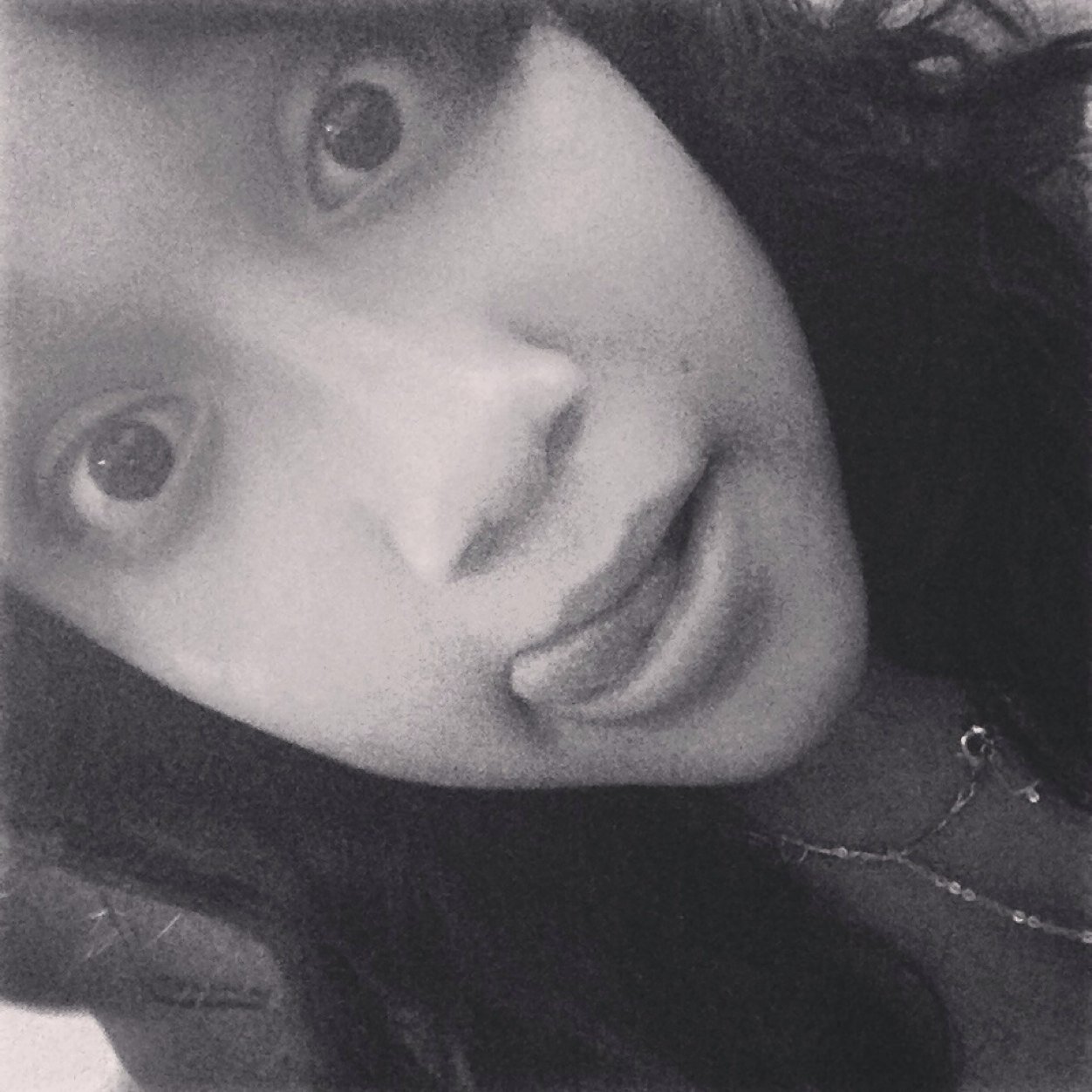 marry you, gorilla, talking to the moon, money make her smile, coun on you ....... bruno mars