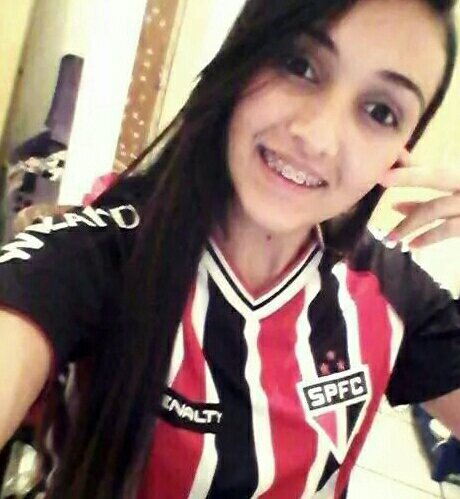 ㅤ ㅤ ㅤ ㅤ ''. . . nunca desista daquilo que te faz feliz.'' ㅤ ㅤ ㅤ ㅤ ㅤ ㅤ ~ Dona do @PrincesasdoLM   ❥ https://t.co/apdl3d1z5B