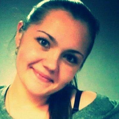 Приветствую. Пытаюсь мыслить легко. Как человек общительная. Мне нравится обмениваться взглядами.