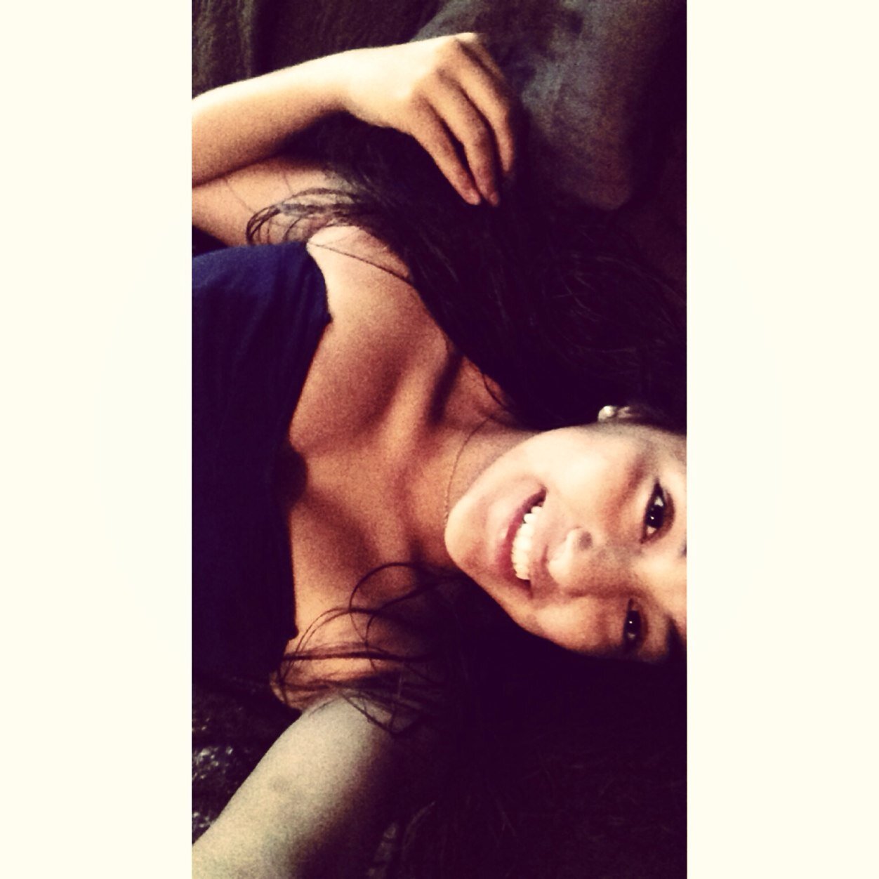 Instagram : celinavega__