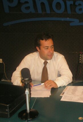 Periodista deportivo de Radio Panorama de Santiago del Estero. 31 años de trayectoria en medios gráficos y audiovisuales.