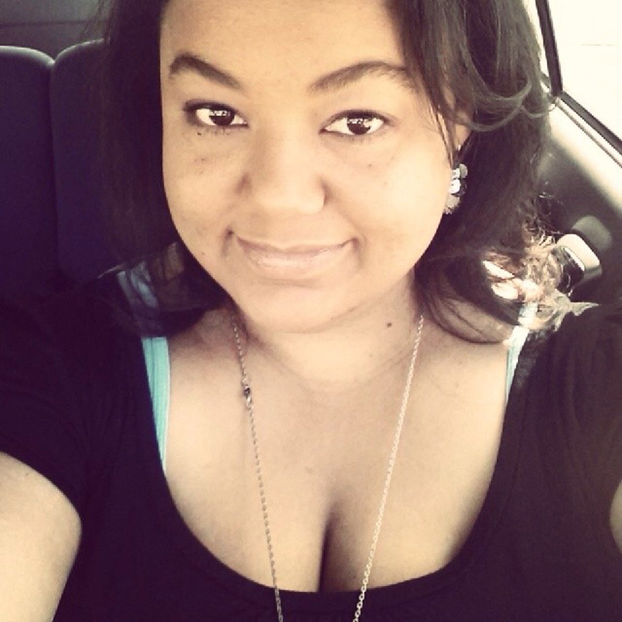 #teampisces ♓️ i'm just me. love me or leave me alone!