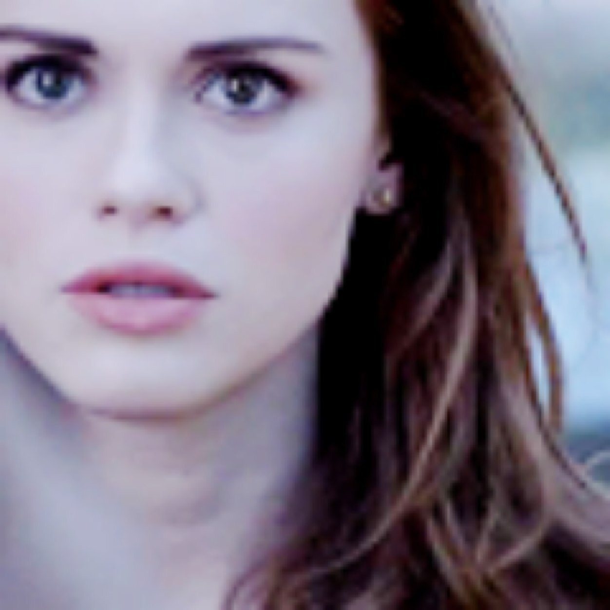 ImmuneWails's profile picture. I'm Intelligent, a Beauty queen and Immune. [TW | RP | Unclaimed | 18+] All Ships