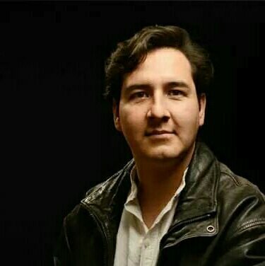 La política como manera de buscar soluciones a los problemas... la música y la fotografía para quitar el estrés.
Orgullosamente del Lugar de Coyotes Blancos