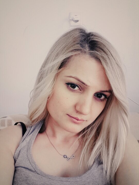 sahne ayni roller farkli gerek yok sevgileri tüketmeye ● ● ● ● ● ●