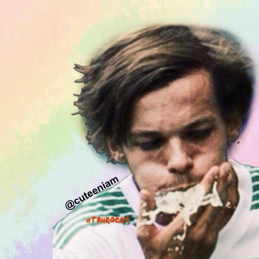THIS IS A FREE FOLLOW.FOLLOW MY MAIN ACCOUNT @ForeverUnitato  And i'll Follow You Back #Promise :) xx
