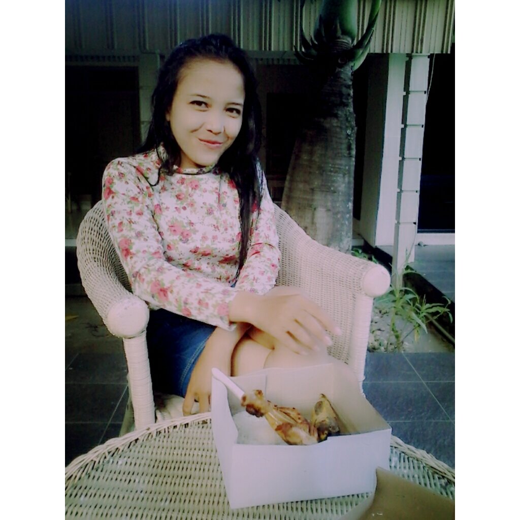 Vittry_cekkidot's profile picture. Everything will be okay in the end, if it's not okay , it's not the end.;;)