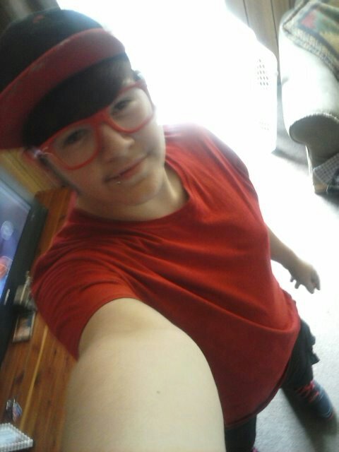 TylerLee44's profile picture. well, i'm sixteen, fixin to be seventeen, & i have an amazing gf.. wanna know anything about me just text me & ask.. 803 235 4700