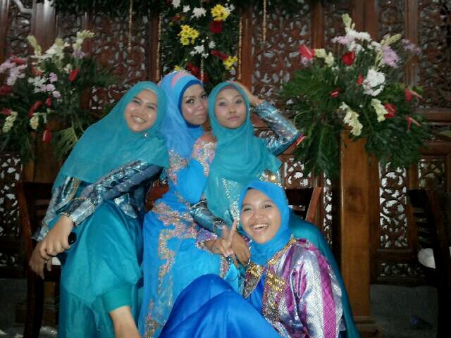 RGM @novita_listari @PutriCesaria_ @yulida_azimah @isodorussamon :)