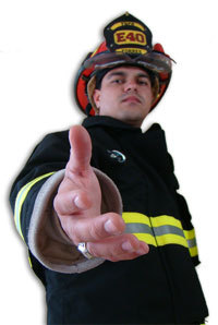 bomberorapero's profile picture. Adquiere nuestra Música a través de http://t.co/0v6V5art y estarás contribuyendo al Fondo de Bomberos con Enfermedades Catastróficas.